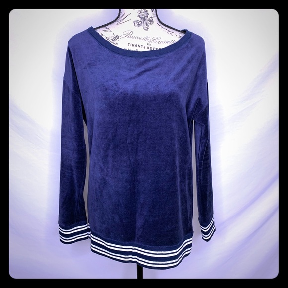 Victoria's Secret Tops - VS velour top